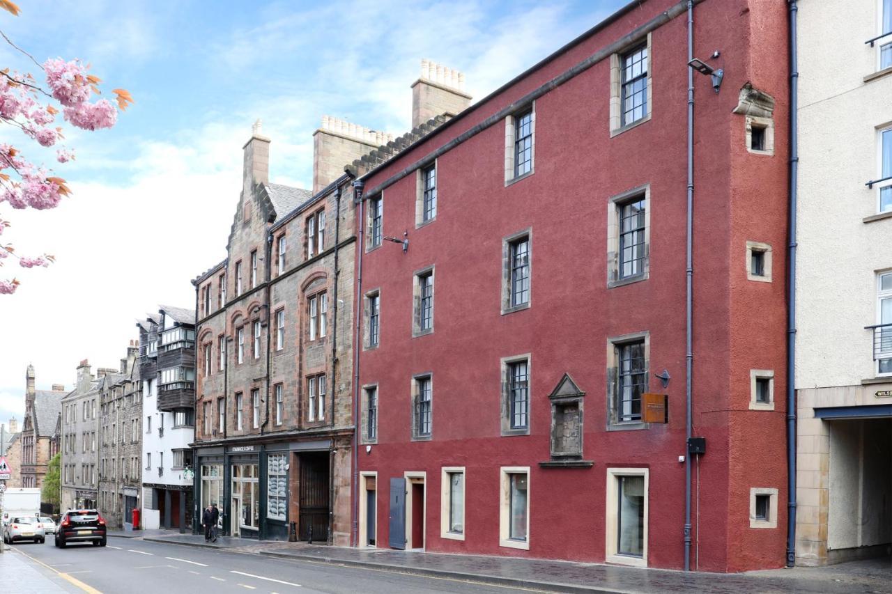 Joivy Affordable 3,4,5 And 12 Bed Private Flats Next To Royal Mile (Adults Only) Apartment เอดินบะระ ภายนอก รูปภาพ