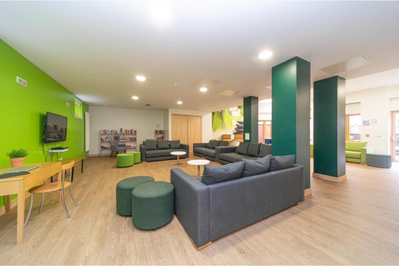 Joivy Affordable 3,4,5 And 12 Bed Private Flats Next To Royal Mile (Adults Only) Apartment เอดินบะระ ภายนอก รูปภาพ