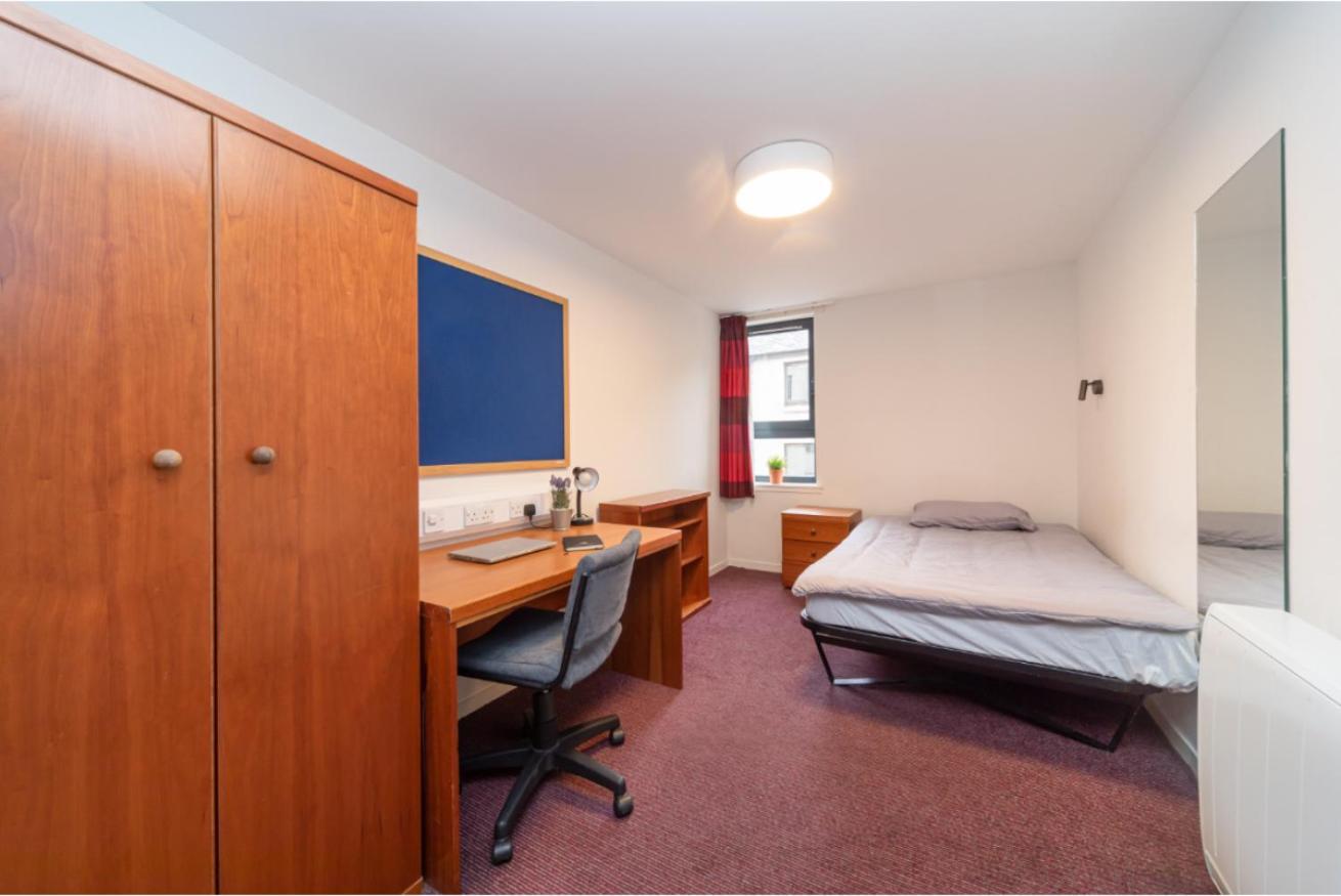 Joivy Affordable 3,4,5 And 12 Bed Private Flats Next To Royal Mile (Adults Only) Apartment เอดินบะระ ภายนอก รูปภาพ