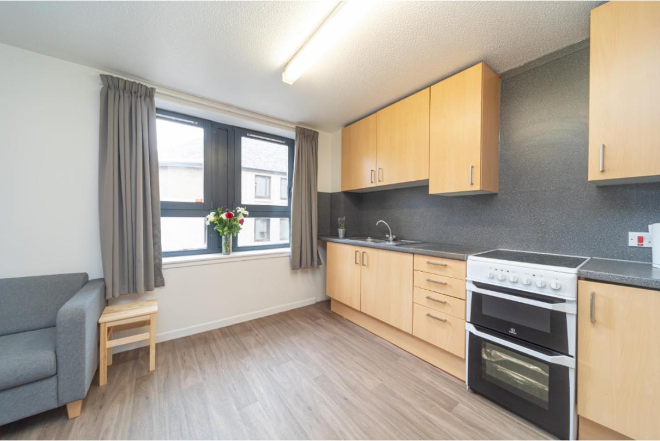 Joivy Affordable 3,4,5 And 12 Bed Private Flats Next To Royal Mile (Adults Only) Apartment เอดินบะระ ภายนอก รูปภาพ