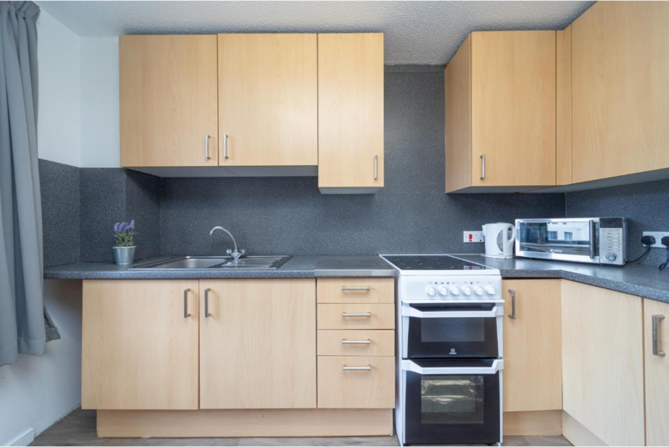 Joivy Affordable 3,4,5 And 12 Bed Private Flats Next To Royal Mile (Adults Only) Apartment เอดินบะระ ภายนอก รูปภาพ
