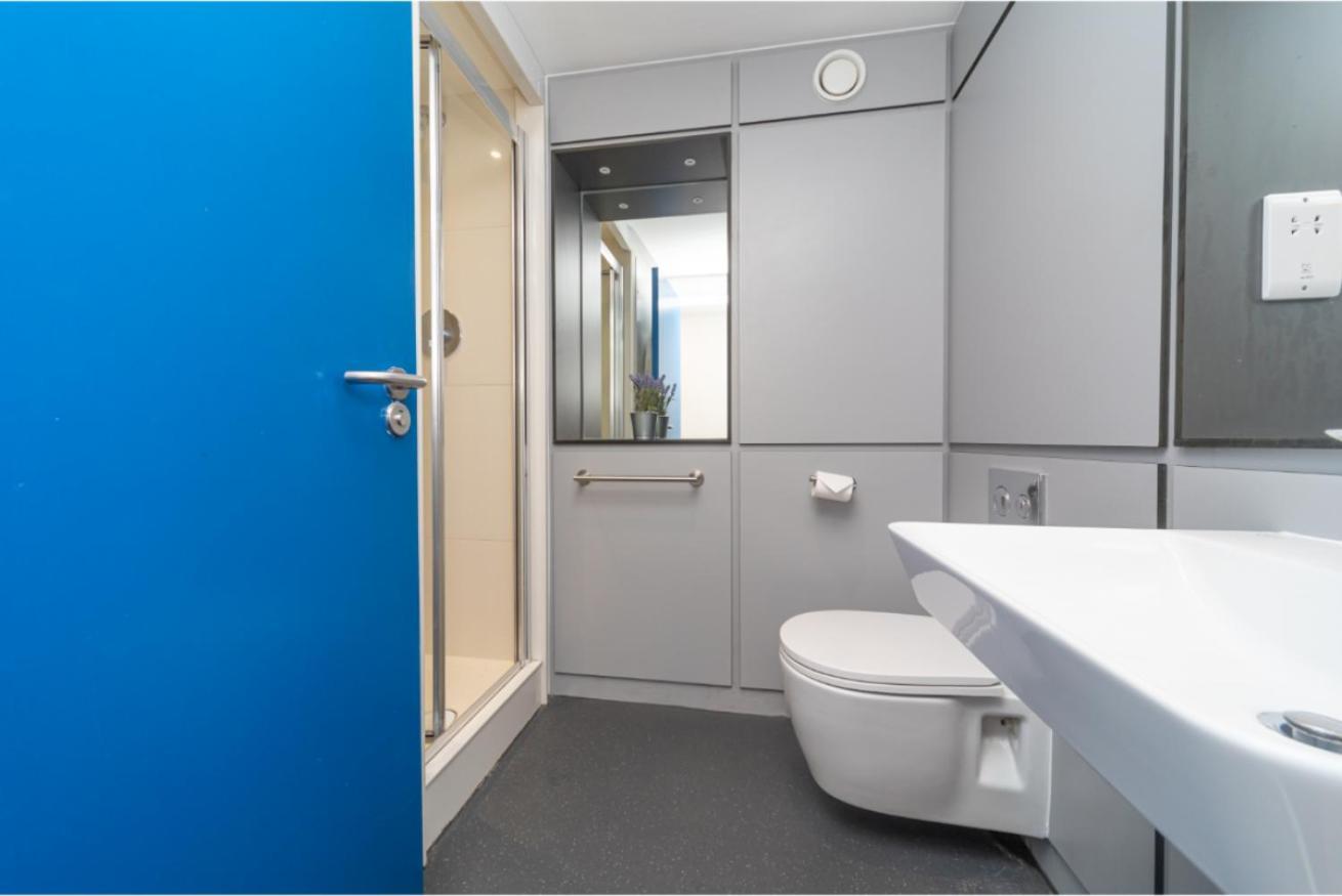 Joivy Affordable 3,4,5 And 12 Bed Private Flats Next To Royal Mile (Adults Only) Apartment เอดินบะระ ภายนอก รูปภาพ